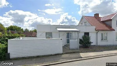 Boligudlejningsejendomme til salg i Harlev J - Foto fra Google Street View Boligudlejningsejendomme til salg i Harlev J - Foto fra Google Street View
