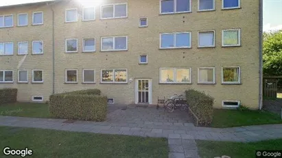 Boligudlejningsejendomme til salg i Taastrup - Foto fra Google Street View