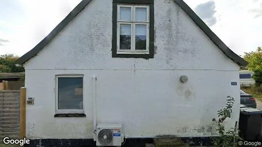 Boligudlejningsejendomme til salg i Orø - Foto fra Google Street View