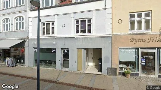 Boligudlejningsejendomme til salg i Hadsten - Foto fra Google Street View