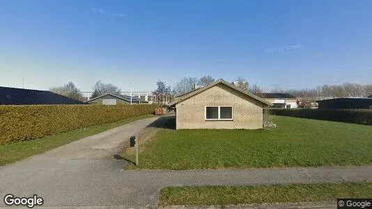 Boligudlejningsejendomme til salg i Svinninge - Foto fra Google Street View