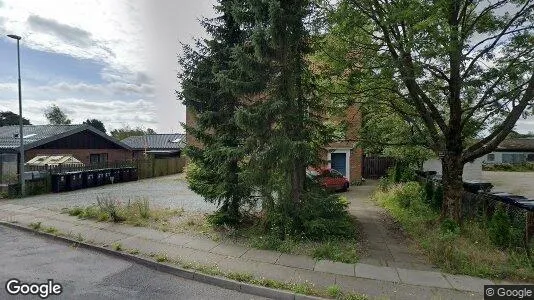 Boligudlejningsejendomme til salg i Aarup - Foto fra Google Street View