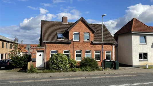 Boligudlejningsejendomme til salg i Kolding - billede 1