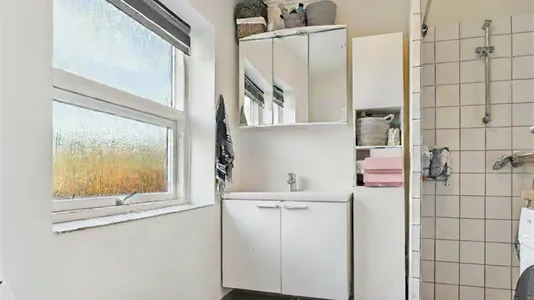 Boligudlejningsejendomme til salg i Skævinge - billede 3