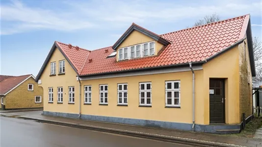 Boligudlejningsejendomme til salg i Ansager - billede 4